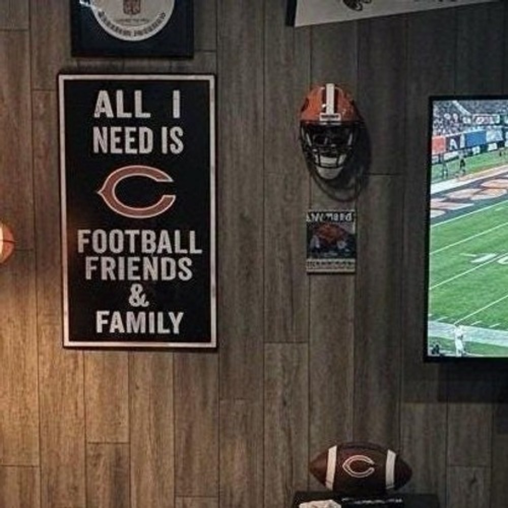 Chicago Bears Football Friends and Family Wood Sign Wall Art Decor NFL Fan Cave